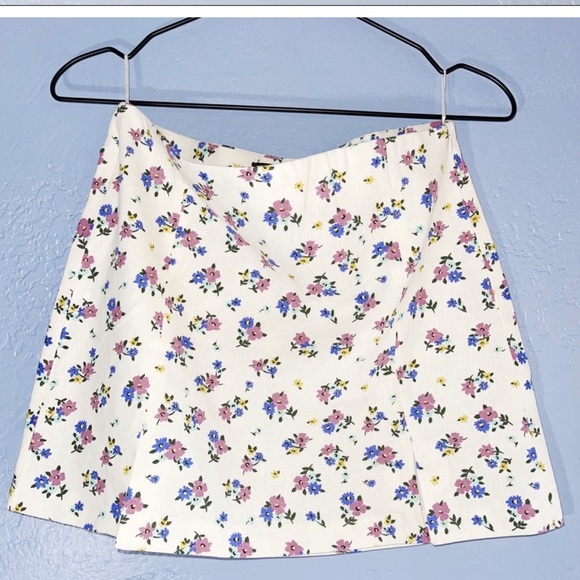 Zara Floral Linen Mini Skirt Size Medium Bloggers Favorite - Picture 4 of 6